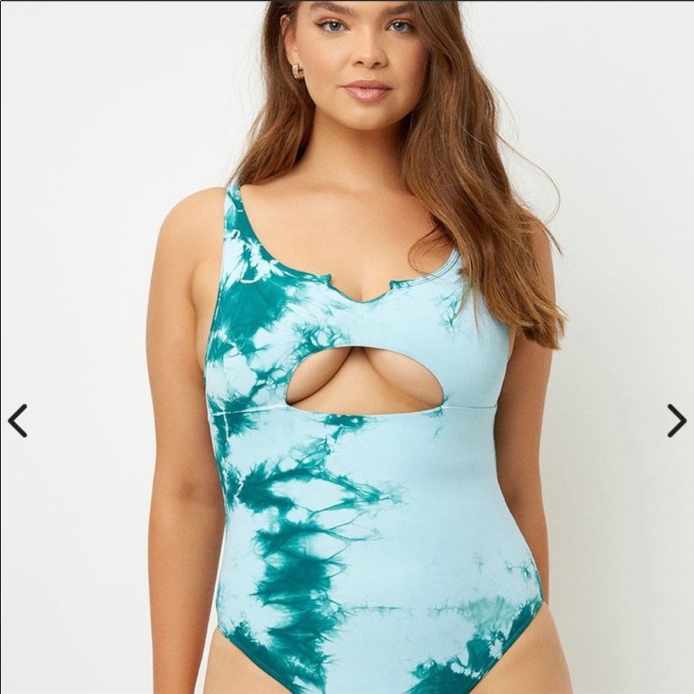 Frankies Lottie one piece